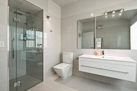 Photo of property in 13 Shaw Street, Arrowtown, 9302