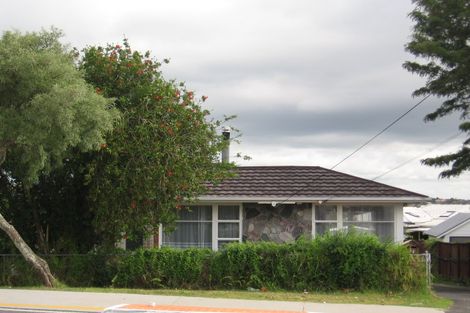 Photo of property in 42 Archibald Road, Kelston, Auckland, 0602