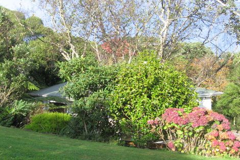 Photo of property in 39 Hampton Hill Road, Tawa, Wellington, 5028