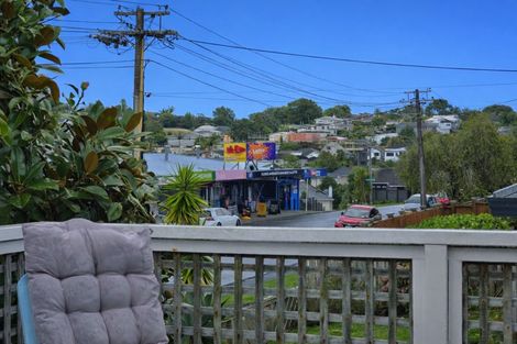 Photo of property in 1/23 Raines Avenue, Forrest Hill, Auckland, 0620