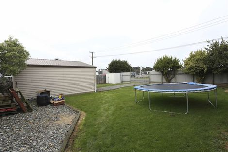Photo of property in 1 O'byrne Street, Waikiwi, Invercargill, 9810