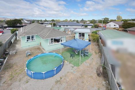 Photo of property in 33 Ontario Place, Wainoni, Christchurch, 8061