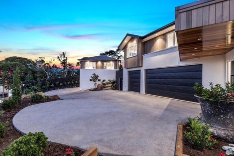 Photo of property in 11 Henry Blyth Lane, Greenhithe, Auckland, 0632