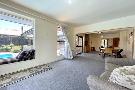 Photo of property in 58 Brooklands Road, Brooklands, New Plymouth, 4310