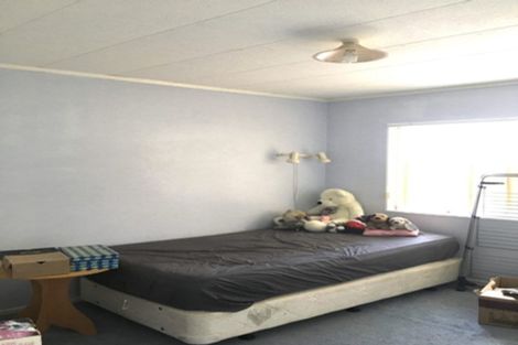 Photo of property in 5 Simpson Road, Ranui, Auckland, 0612