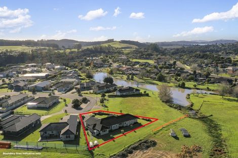 Photo of property in 14 Captains Loop, Haruru, 0204