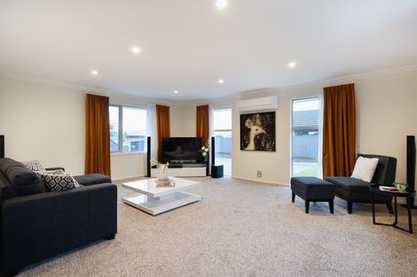 Photo of property in 13 Heathfield Drive, Mosgiel, 9024