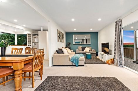 Photo of property in 9 Chorley Avenue, Massey, Auckland, 0614