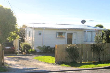 Photo of property in 10 Dawson Road, Snells Beach, 0920