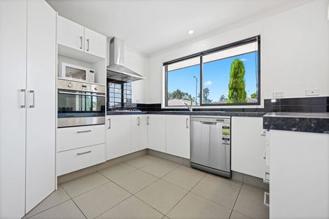 Photo of property in 44 Edgeview Crescent, Fitzroy, Hamilton, 3206