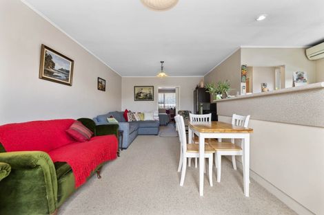 Photo of property in 35 Walnut Place, Tokoroa, 3420