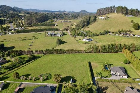 Photo of property in 15 Sands Road, Glenbervie, 0173