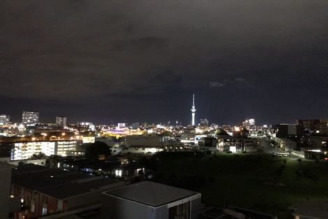 Photo of property in 1b/5 Charlotte Street, Eden Terrace, Auckland, 1021