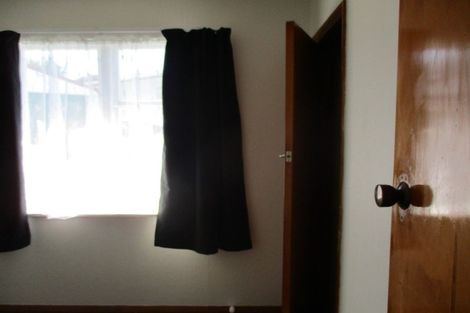 Photo of property in 9 Birman Place, Cannons Creek, Porirua, 5024