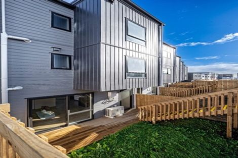 Photo of property in 46 Picturesque Drive, Flat Bush, Auckland, 2019