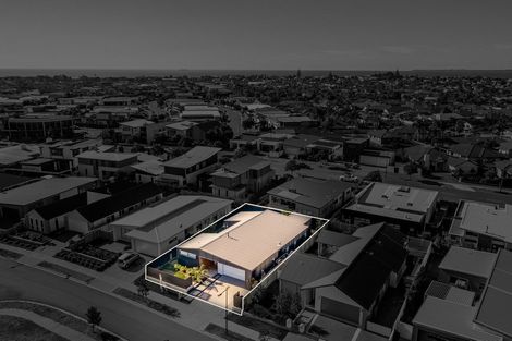 Photo of property in 15 Awatira Drive, Papamoa Beach, Papamoa, 3118