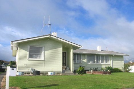 Photo of property in 12 Stephens Crescent, Highbury, Palmerston North, 4412