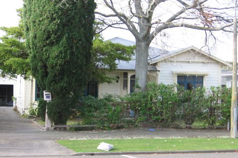 Photo of property in 37 Ranfurly Street, Hokowhitu, Palmerston North, 4410