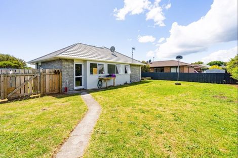 Photo of property in 50 Arawhata Road, Paraparaumu, 5032