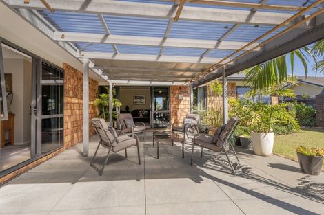 Photo of property in 29 Wells Place, Whitianga, 3510