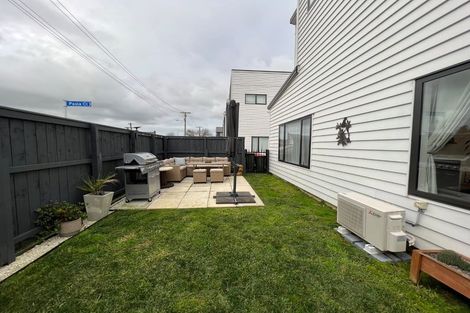 Photo of property in 2 Pasla Close, Papakura, 2110