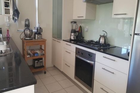 Photo of property in 4/40 Scarlet Oak Drive, Schnapper Rock, Auckland, 0632