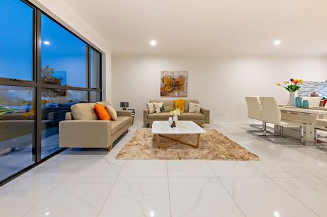 Photo of property in 22 Rere Close, Takanini, 2112