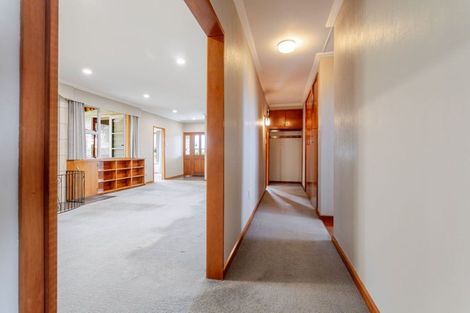 Photo of property in 27 Ruahine Street, Dannevirke, 4930