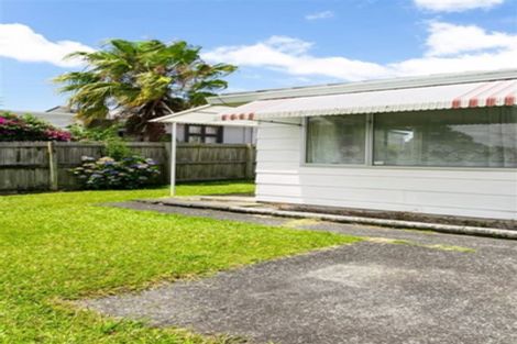 Photo of property in 1/116 Seabrook Avenue, New Lynn, Auckland, 0600