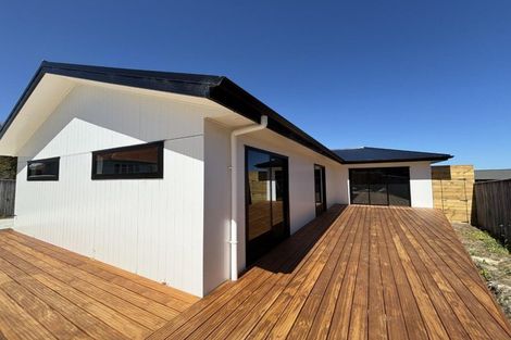 Photo of property in 12 Maxwell Avenue, Papatoetoe, Auckland, 2025