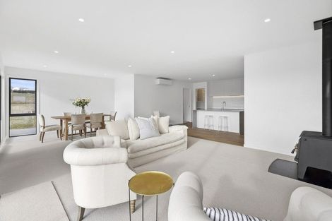 Photo of property in 33 Atkins Road, Luggate, Wanaka, 9382