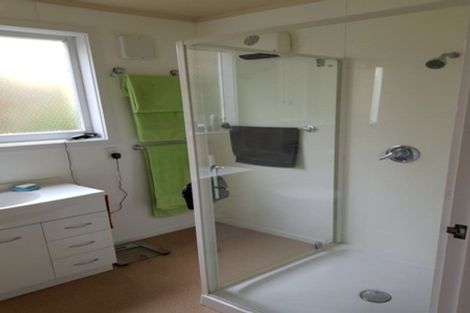 Photo of property in 107 Dowse Drive, Maungaraki, Lower Hutt, 5010