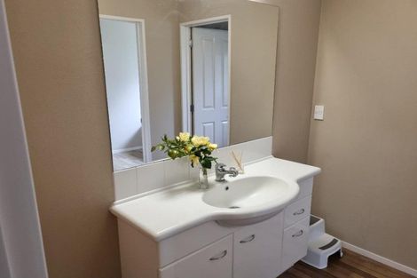 Photo of property in 27 Heathfield Avenue, Huntington, Hamilton, 3210