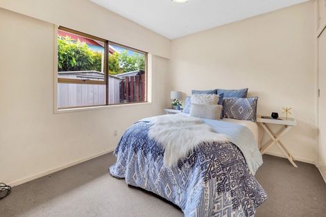 Photo of property in 1/58 Meadway, Sunnyhills, Auckland, 2010