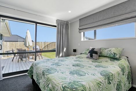 Photo of property in 15 Wai Terrace, Wharewaka, Taupo, 3330