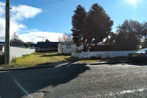Photo of property in 4 Hayes Street, Waimate, 7924