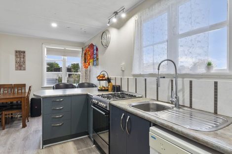 Photo of property in 62 Peat Place, Whanganui, 4500