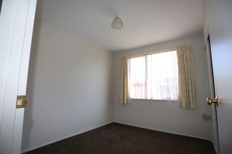 Photo of property in 8 Farm Lane, Parklands, Christchurch, 8083