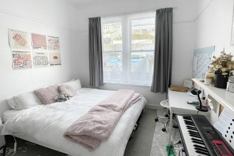 Photo of property in 127 Wallace Street, Mount Cook, Wellington, 6021