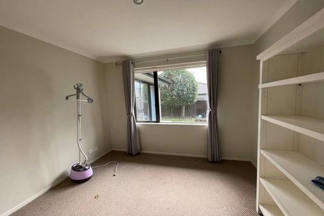 Photo of property in 17 Bonny Crescent, Massey, Auckland, 0614