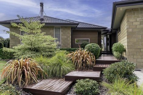 Photo of property in 9 Alice Burn Drive, Luggate, Cromwell, 9383