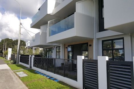 Photo of property in 2/388 Hibiscus Coast Highway, Orewa, 0931