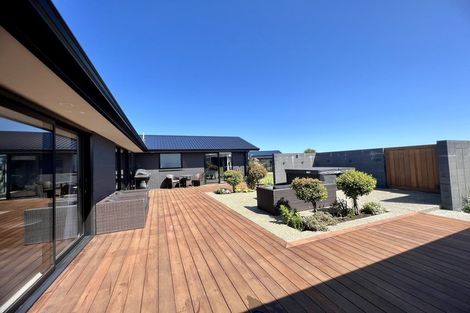 Photo of property in 9 Court Of Ascot, Seaward Bush, Invercargill, 9812