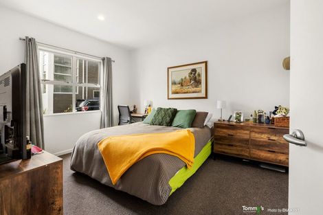 Photo of property in 3/306 Evans Bay Parade, Hataitai, Wellington, 6021