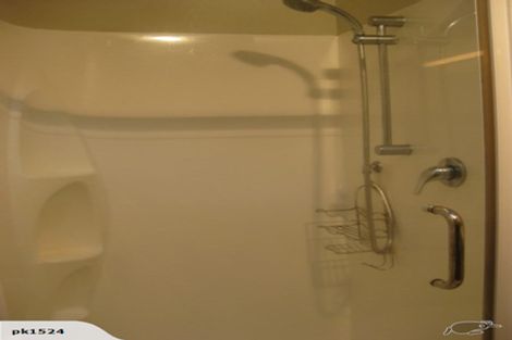 Photo of property in 6/8 Carolina Place, Albany, Auckland, 0632