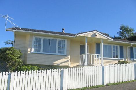 Photo of property in 24 Eastview Grove, Normandale, Lower Hutt, 5010