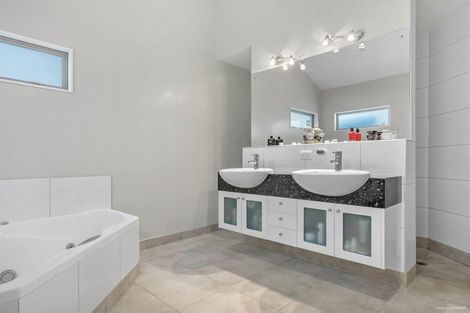 Photo of property in 194 Riddell Road, Glendowie, Auckland, 1071