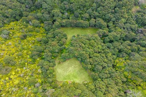 Photo of property in 1223 Old North Road, Helensville, 0875