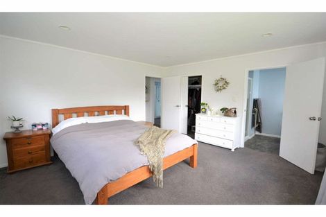 Photo of property in 15 Hoults Way, Kerikeri, 0230