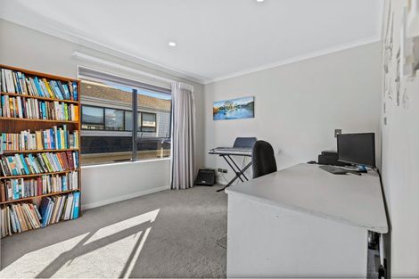 Photo of property in 7 Ruku Street, Long Bay, Auckland, 0630